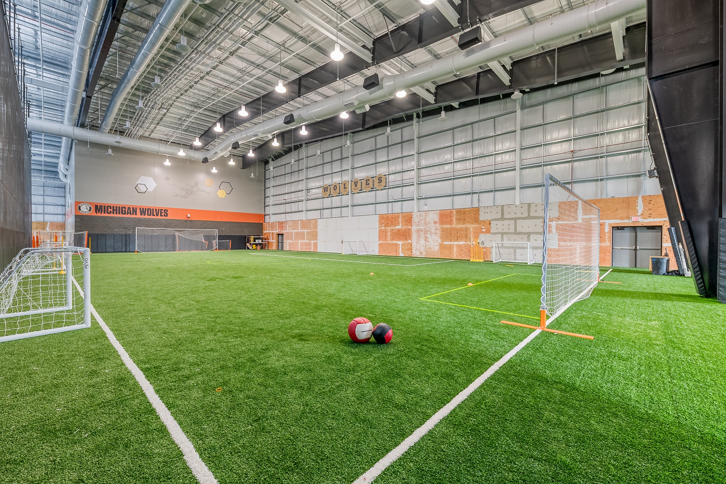 schoolcraft PEB end uses